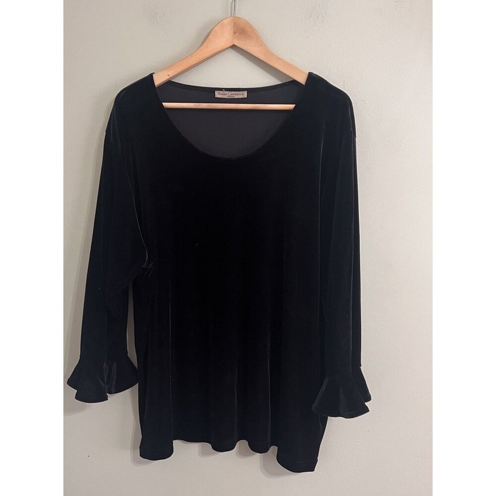 Susan Graver Long Sleeve Black Velvet Top Size Tag Is Missing Whimsigoth